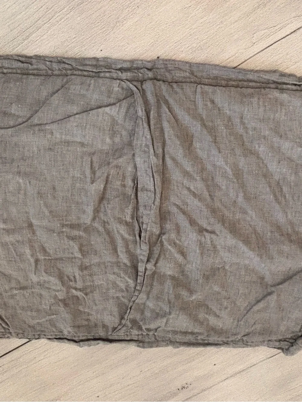 POTTERY BARN One Gray Linen Belgian Flax Diamond Quilted Standard Pillow Sham